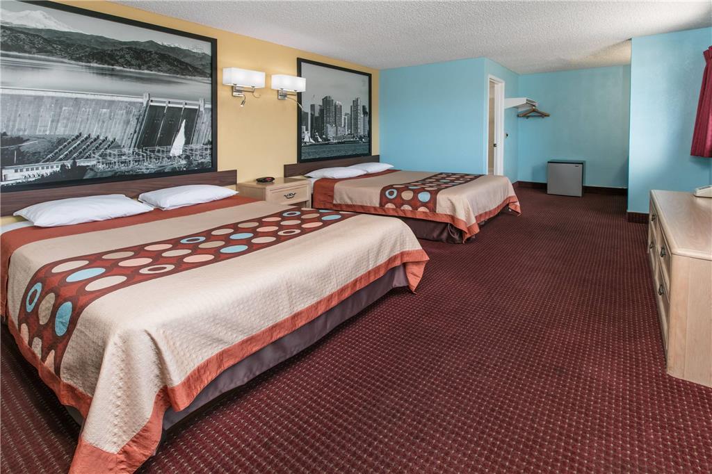 Super 8 By Wyndham Bishop Quarto foto